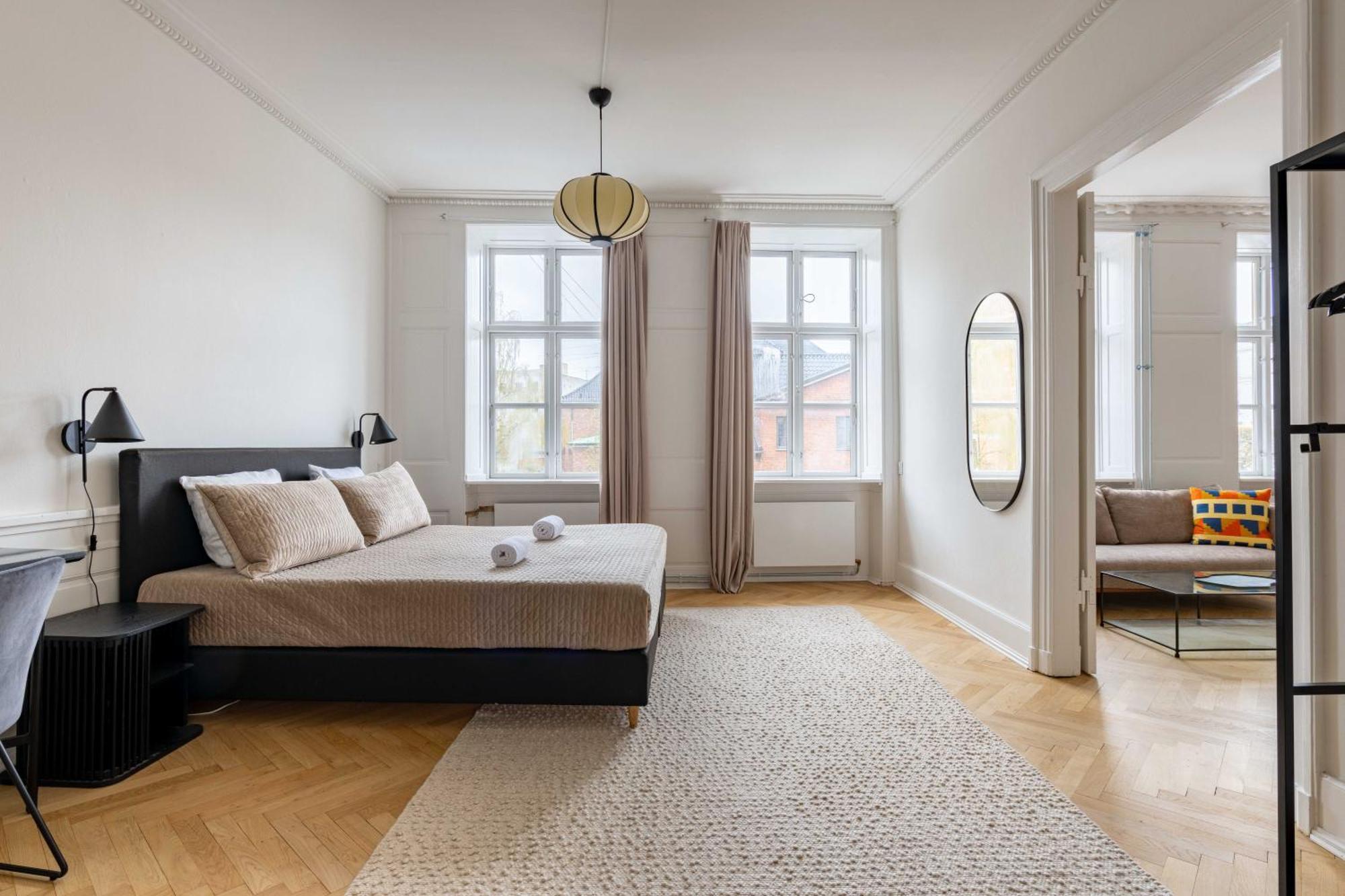 Rare 4Br Apartment W Unique Details In Cph City Koppenhága Kültér fotó