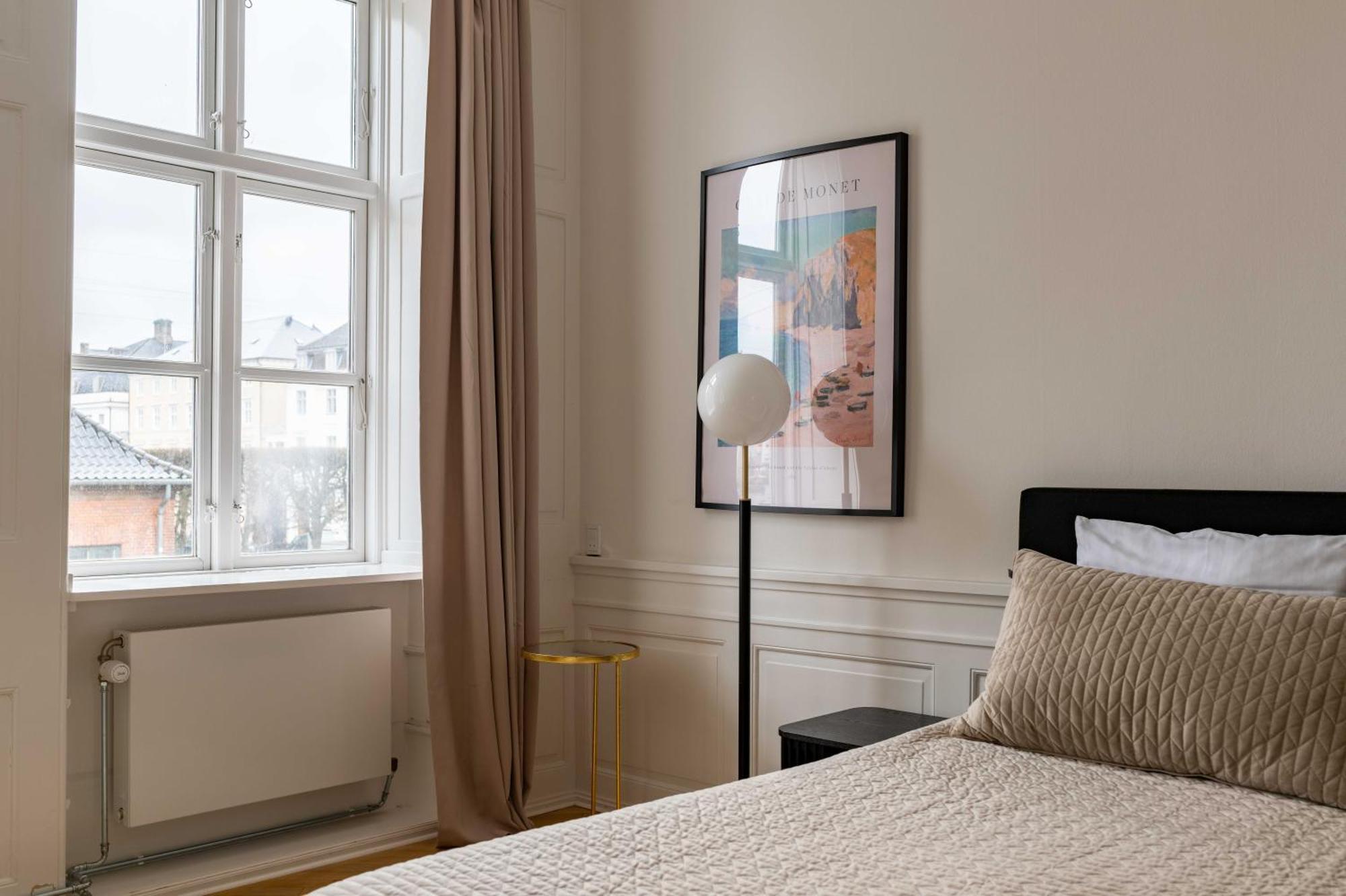 Rare 4Br Apartment W Unique Details In Cph City Koppenhága Kültér fotó
