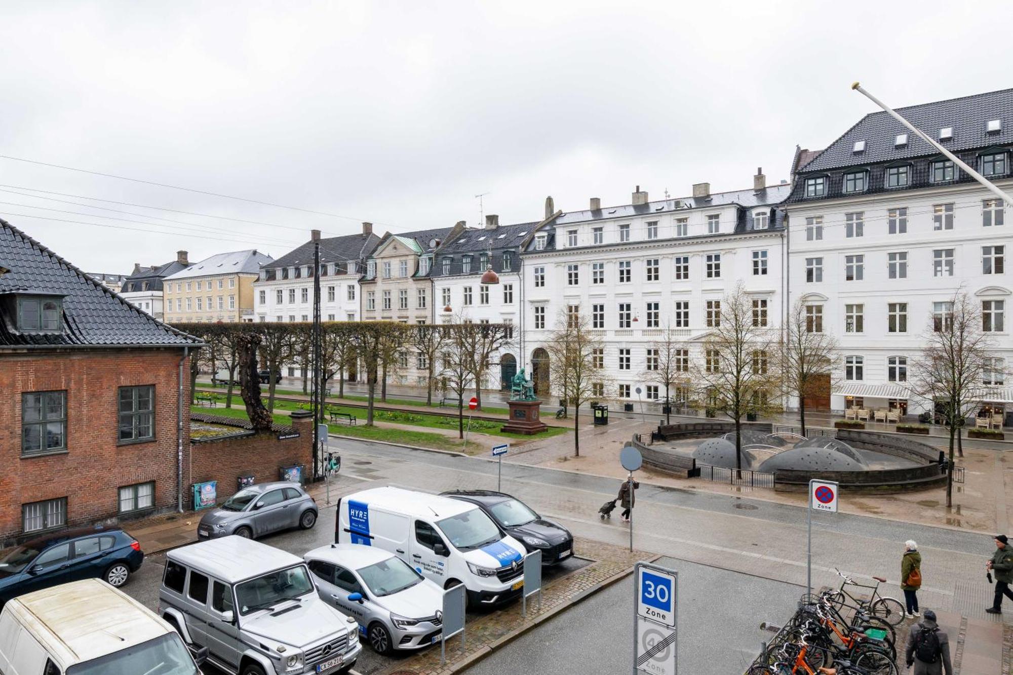 Rare 4Br Apartment W Unique Details In Cph City Koppenhága Kültér fotó
